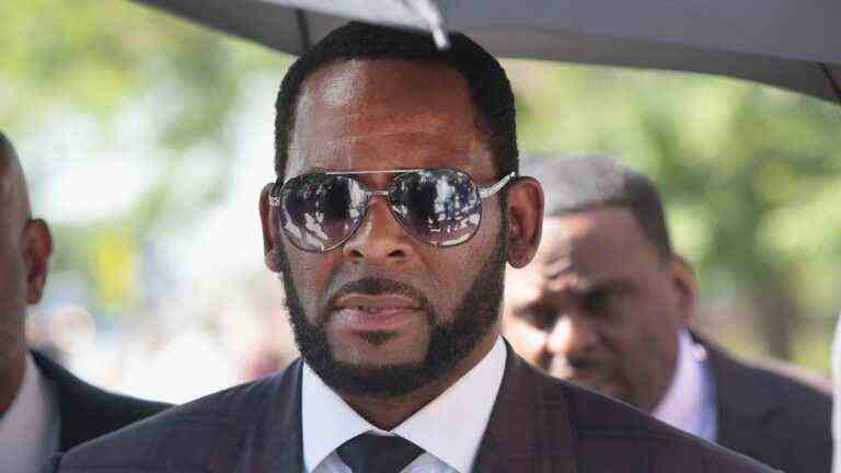 L'avocat de R. Kelly sur son album "I Admit It": "C'est une sortie de musique non autorisée"
