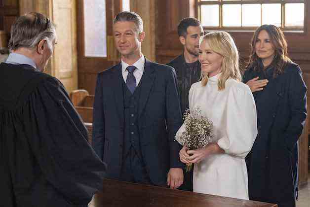 ‘Law and Order: SVU’: Mariage Rollins et Carisi – Récapitulatif