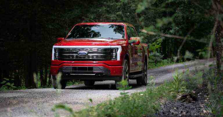 Le F-150 Lightning électrique de Ford obtient une augmentation de prix de 4 000 $