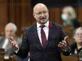 Le ministre de la Justice, David Lametti, a témoigné lors de l'enquête sur la Loi sur les mesures d'urgence qu'il ne se sentait pas en sécurité à Ottawa pendant les manifestations du Freedom Convoy.