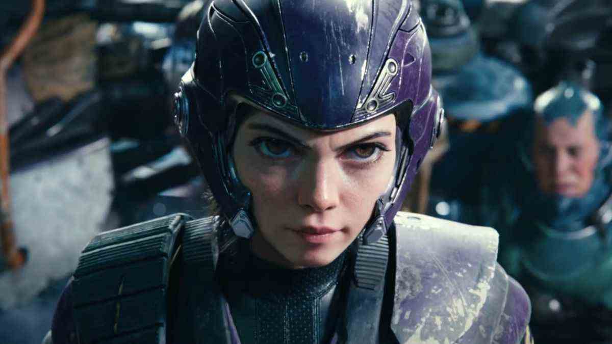 Alita posed at the starting line in Motorball gear in Alita: Battle Angel.