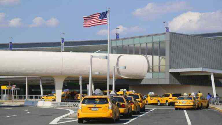 Le système de taxi de l’aéroport JFK piraté pour que les conducteurs puissent éviter la file d’attente