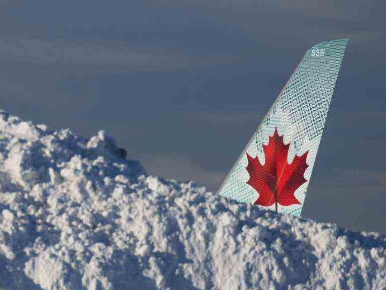 Les aéroports de Toronto et de Vancouver mettent en garde contre les impacts opérationnels dus aux conditions météorologiques