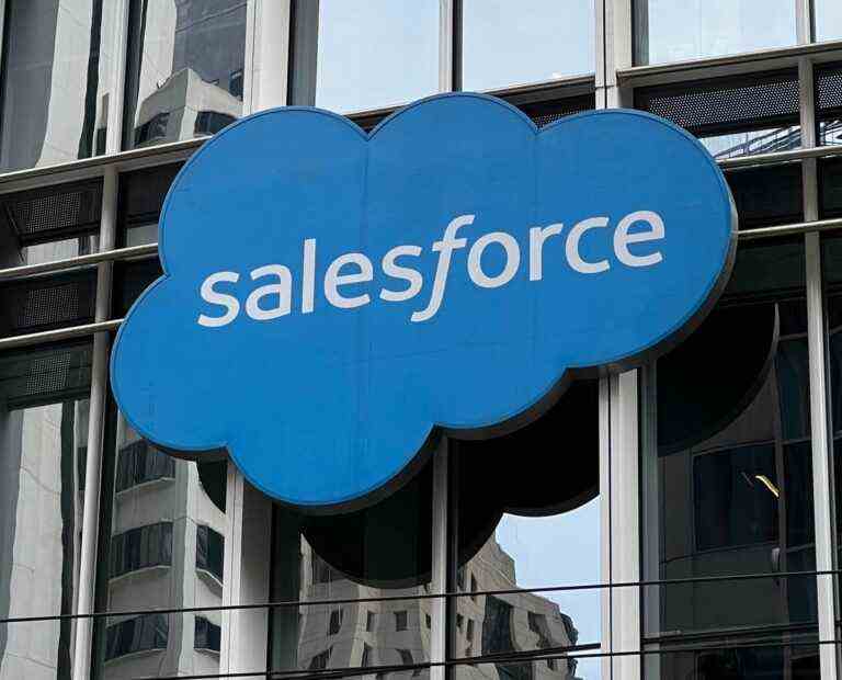 Salesforce termine 2022 dans une position inhabituellement turbulente