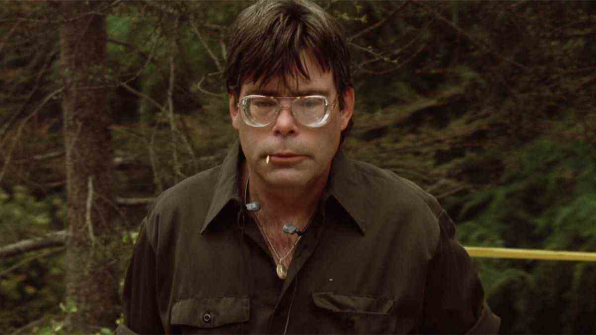 Stephen King partage sa vision sombre de la fin du classique de Noël C'est une vie merveilleuse
