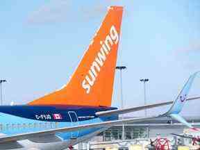 Sunwing Airlines annulera ses opérations au départ de Saskatoon et de Regina avec effet immédiat, jusqu'au 3 février 2023 inclusivement, 