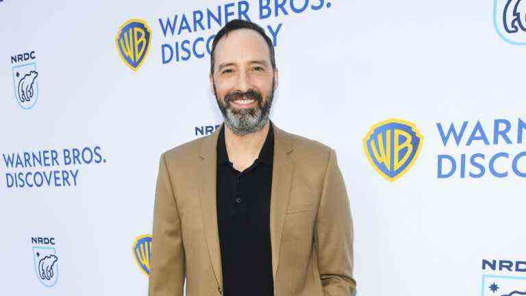 Tony Hale rejoint le premier long métrage d'Anna Kendrick "The Dating Game", co-vedette aux côtés de Daniel Zovatto et Nicolette Robinson (EXCLUSIF)
	
	
