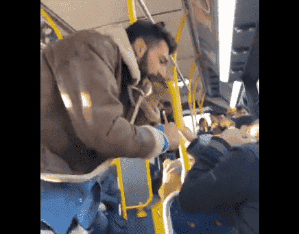 Une vidéo virale montre une altercation dans un bus de transport en commun de Mississauga