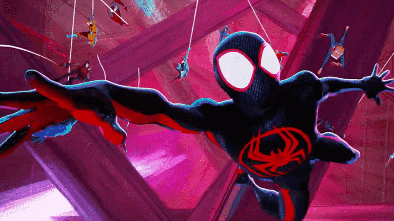 Vidéo de réaction de la bande-annonce de "Spider-Man : Across The Spider-Verse"
