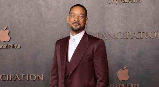 Will Smith marche sur le premier tapis rouge après les Oscars et déclare que « l'émancipation » a débloqué « l'empathie et la gratitude que j'ai pour vivre en ce moment »