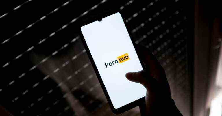 YouTube interdit la chaîne de Pornhub pour « plusieurs » violations des règles