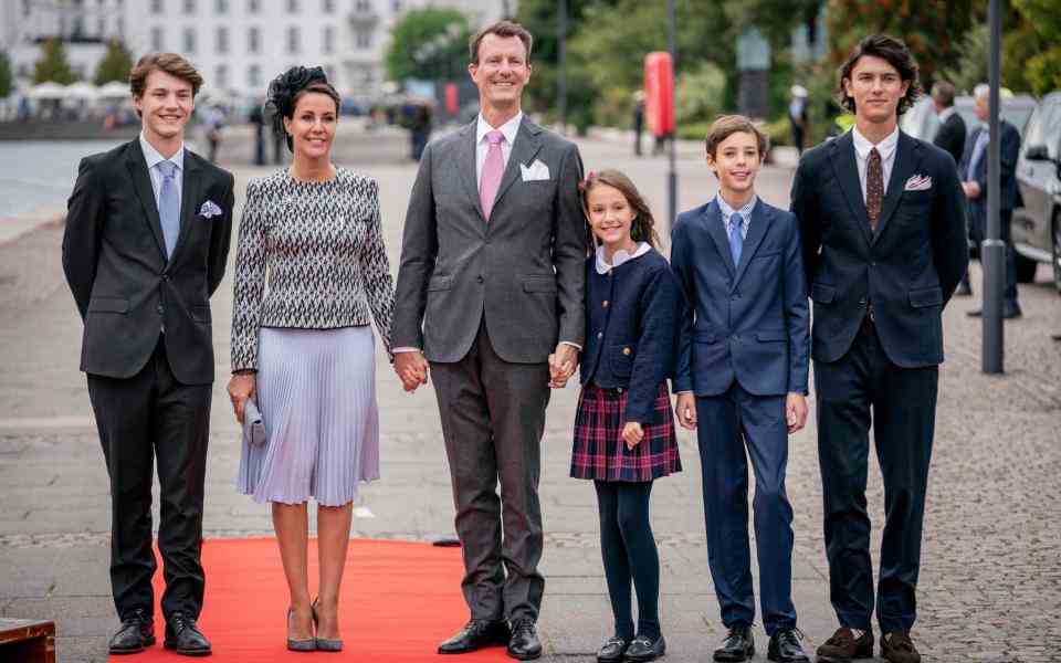   Le comte Félix, la princesse Marie, le prince Joachim, la comtesse Athéna, le comte Henrik et le comte Nikolai de Danemark - Mads Claus Rasmussen / Ritzau Scanpix/AFP