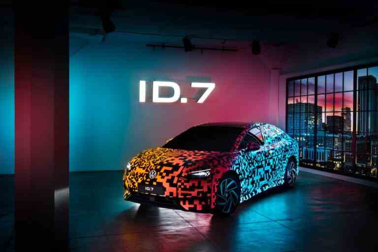 La caractéristique la plus intéressante de la berline tout électrique Volkswagen ID 7 n’est pas sa peinture lumineuse