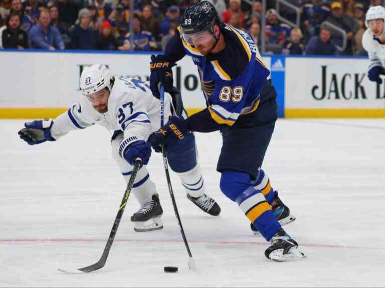 Blues vs Maple Leafs Cotes, choix et prévisions ce soir: Toronto flambe encore une fois St. Louis