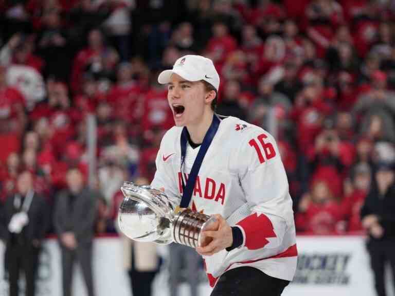 Connor Bedard du Canada : « J’adore cette équipe, ce pays »