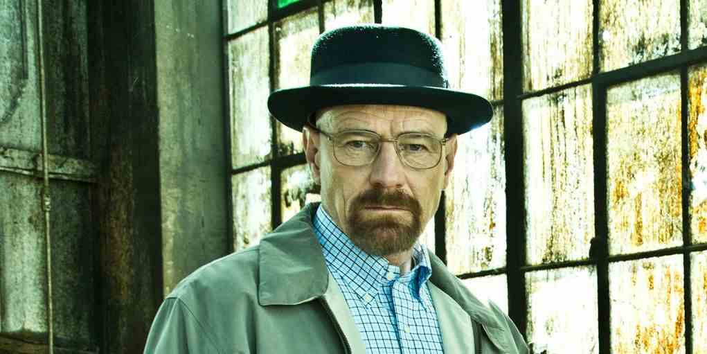 La star de Breaking Bad, Bryan Cranston, reprend le rôle de Walter White de manière inattendue

