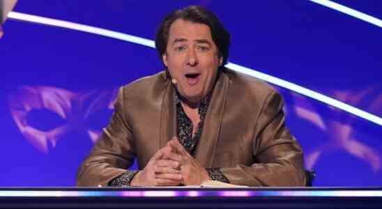 Jonathan Ross du Masked Singer révèle qu'il n'a pas réussi à repérer un ami dans l'émission