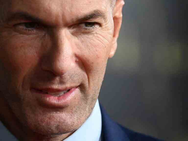 Le président français du football s’excuse pour les « remarques gênantes » sur Zidane après le contrecoup