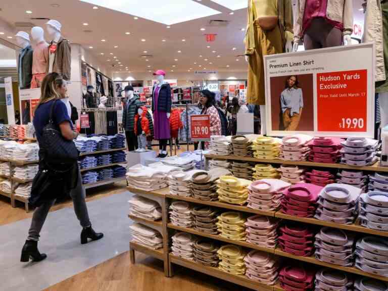 Le propriétaire d’Uniqlo, Fast Retailing, donne un coup de fouet à l’économie japonaise avec une hausse de salaire de 40%