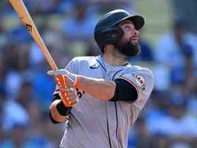 Brandon Belt apporte deux courses de championnat de la Série mondiale aux Blue Jays.