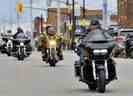 Les motards traversent Port Douvres le vendredi 13 mars 2020. 