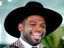 PK Subban porte un chapeau de cowboy lors d'entrevues avec les médias avant son dîner de financement pour sa fondation caritative à Montréal le 30 août 2018.