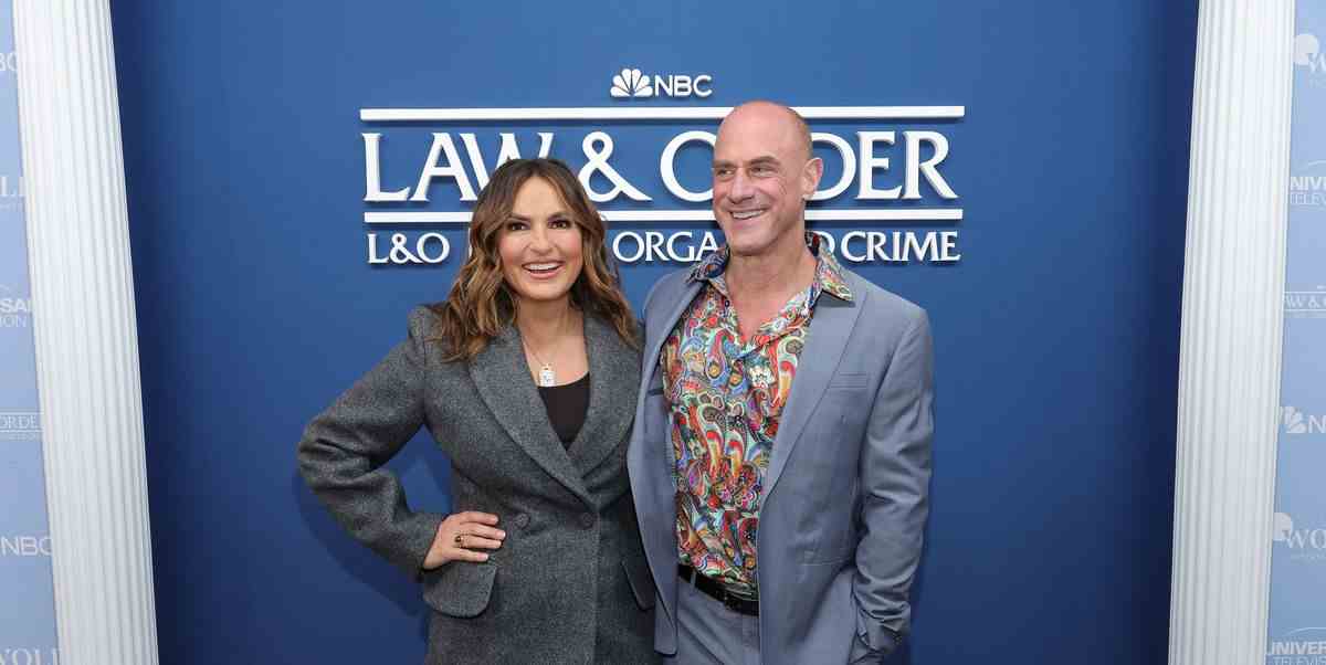 Law & Order: la bande-annonce de la saison 24 de SVU montre que Benson et Stabler s'embrassent presque

