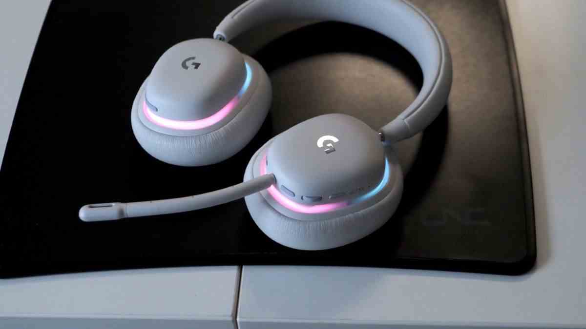 Logitech G735 gaming headset review image