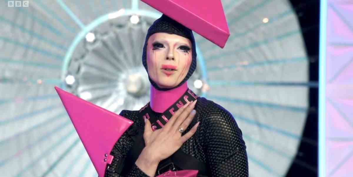 Drag Race UK star Cheddar Adresses magnifiques Drag SOS possibilité de retour

