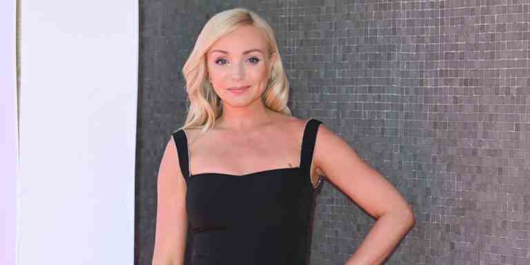 Appelez la sage-femme Helen George partage une nouvelle transformation des cheveux bruns

