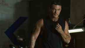 Luke Evans dans 