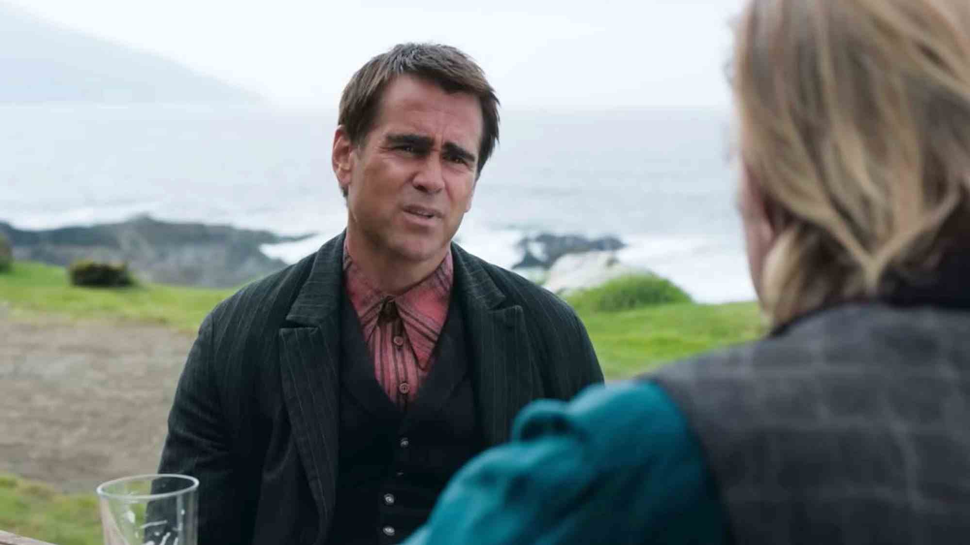 Colin Farrell (comme Pádraic), regardant confus Brendan Gleeson (comme Colm) dans The Banshees of Inisherin