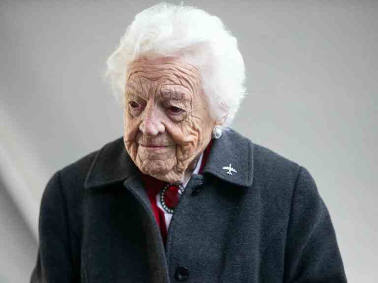 La maire de longue date Hazel McCallion décède à 101 ans