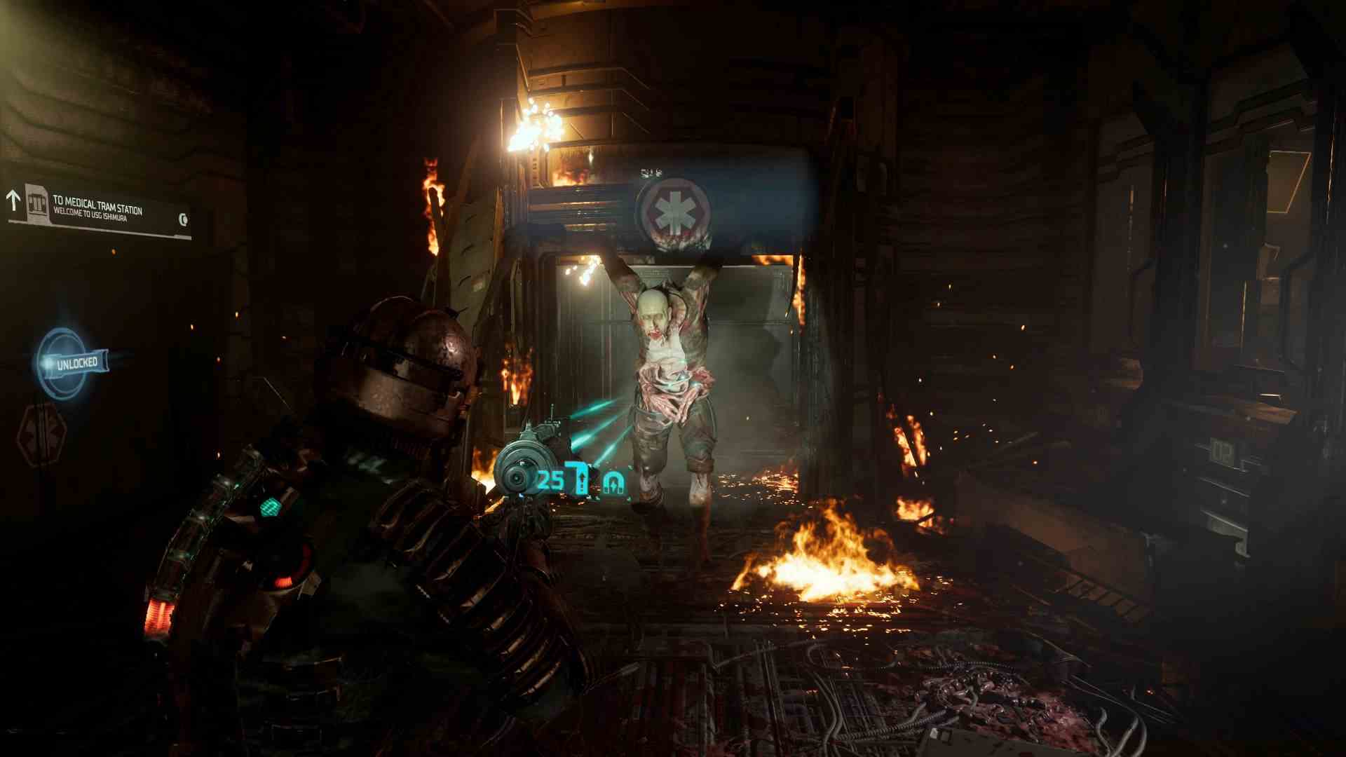 Dead Space Remake Review: Isaac Clark ciblant l'approche de Necromorph avec un fusil