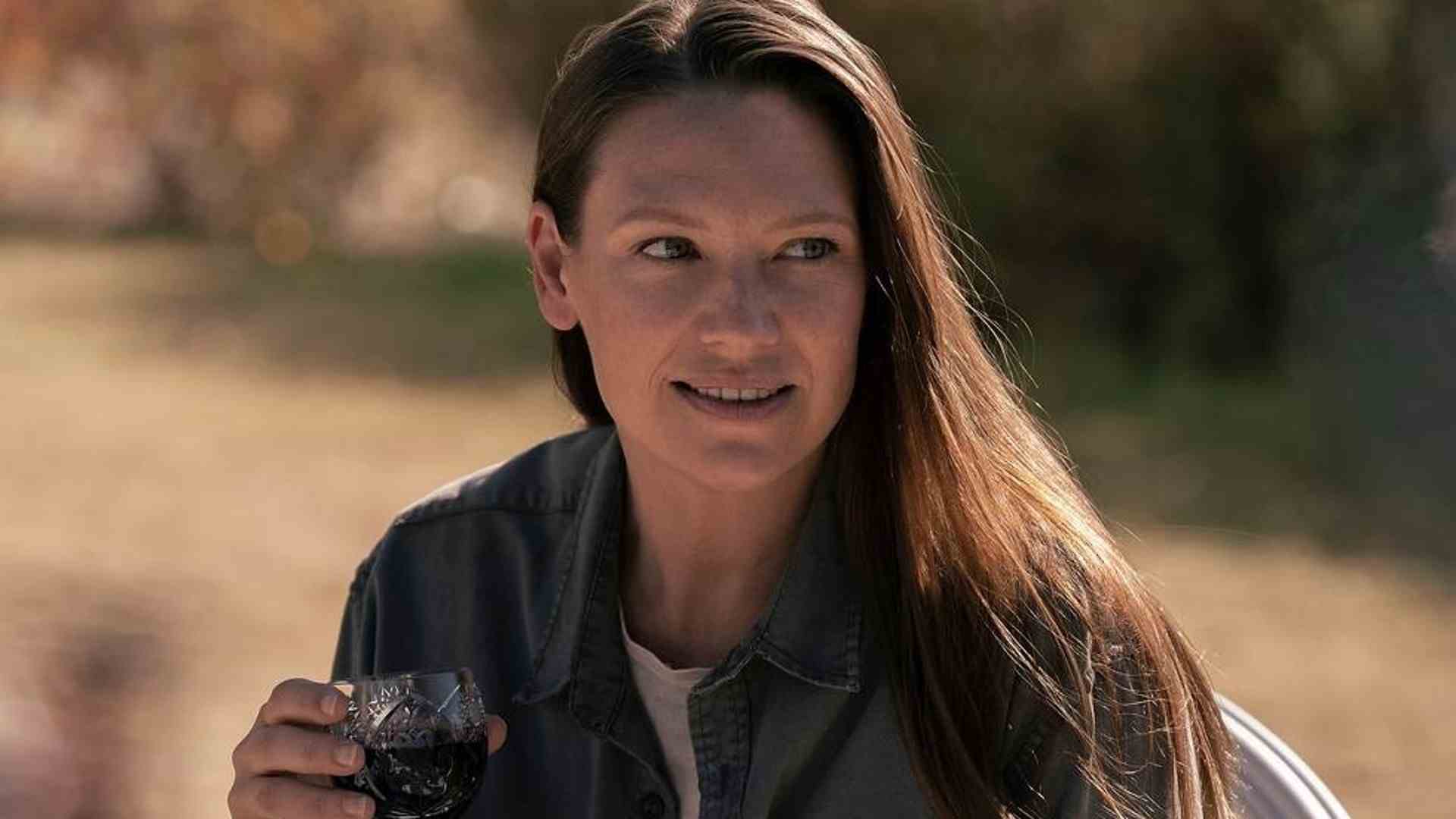 Anna Torv comme Tess dans The Last of Us