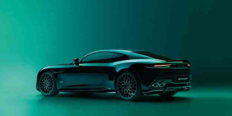 759-HP 2023 Aston Martin DBS 770 Ultimate est une chanson de cygne à tirage limité