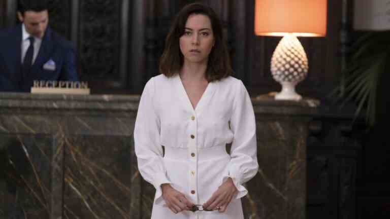 Aubrey Plaza on The White Lotus on HBO