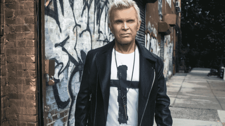 Billy Idol sur l'obtention de la marque d'une véritable idole : une étoile sur le Hollywood Walk of Fame Le plus populaire doit être lu Inscrivez-vous aux newsletters Variété Plus de nos marques
	
	
