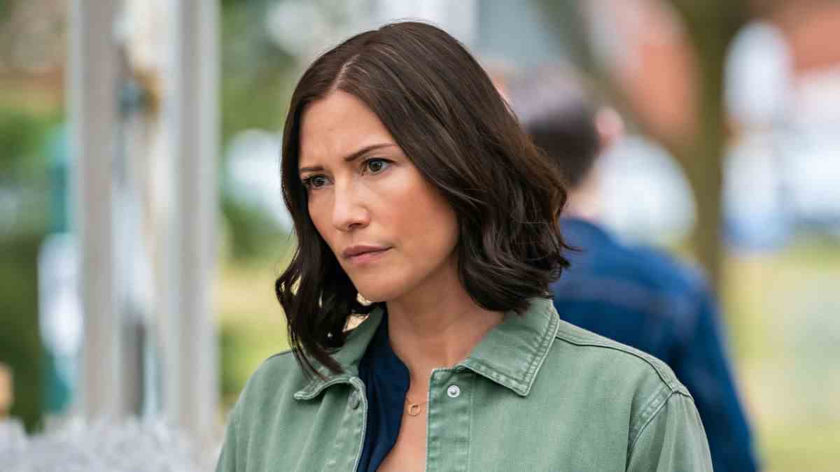 Chyler Leigh de The Way Home explique pourquoi les relations de la série Hallmark peuvent être si crédibles
