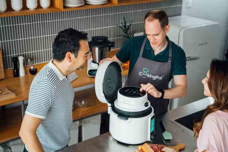 CookingPal dévoile un autocuiseur connecté avec un accessoire friteuse à air