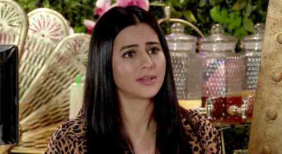 Coronation Street révèle une mise à jour urgente d'Alya Nazir après avoir poignardé