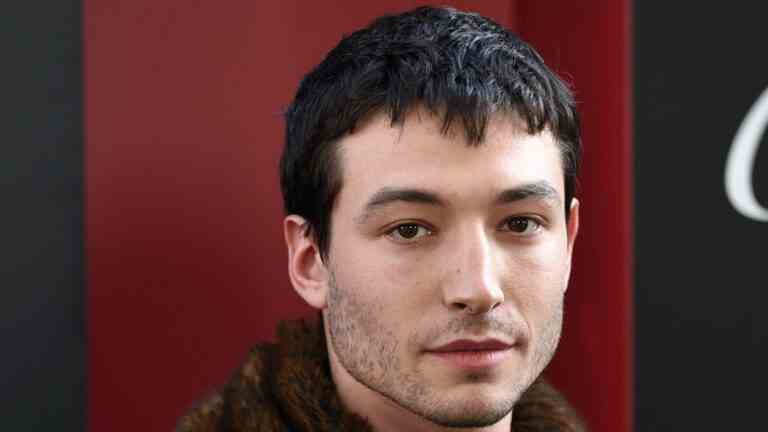 Ezra Miller plaidera coupable à une accusation d'intrusion dans une affaire de cambriolage dans le Vermont Les plus populaires doivent être lus Inscrivez-vous à des newsletters variées Plus de nos marques
	
	
