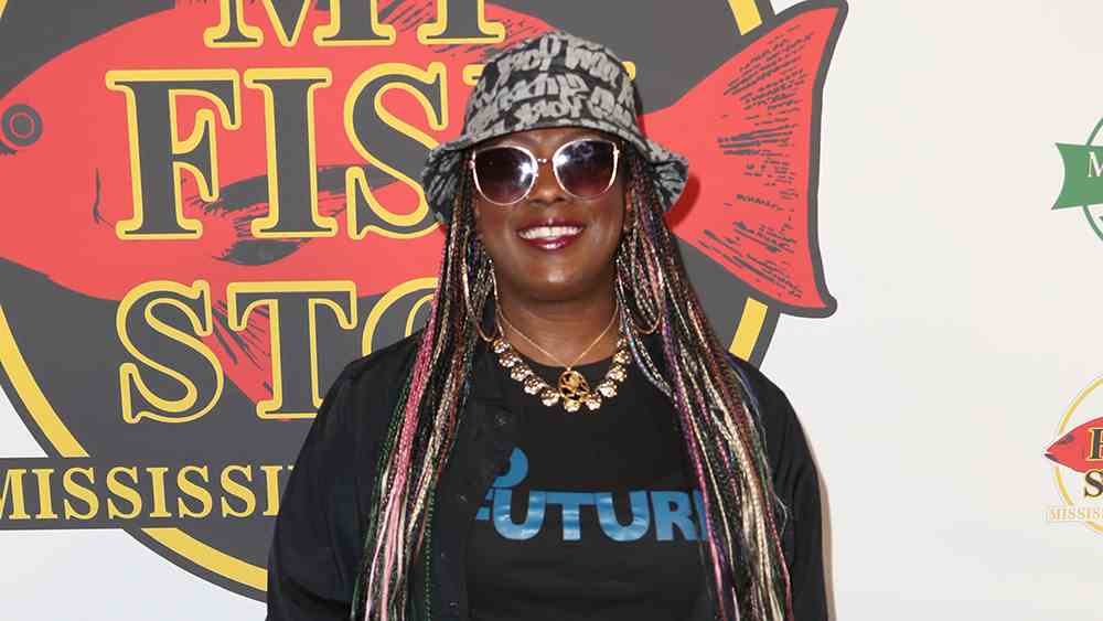 Gangsta Boo, rappeur et ancien membre de la mafia Three 6, décède à 43 ans.
	
	
