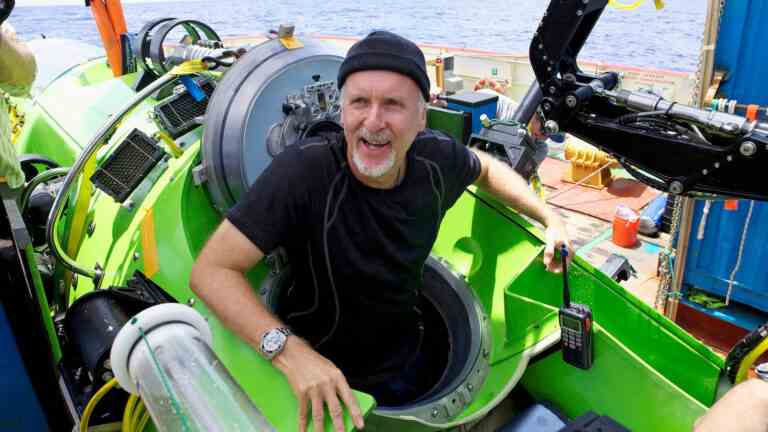 James Cameron annonce les secrets des abeilles et des pingouins pour NatGeo
