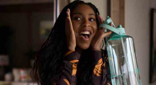 Jessica Williams de Shrinking joue le thérapeute que nous voulons tous [Exclusive Interview]