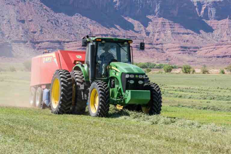 John Deere laissera les agriculteurs américains réparer leur propre équipement