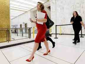 La vice-première ministre et ministre des Finances Chrystia Freeland arrive à la Commission d'urgence de l'ordre public à Ottawa, le jeudi 24 novembre 2022.