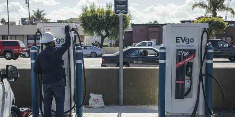 La Californie cherche à rendre les fournisseurs de recharge de véhicules électriques plus responsables