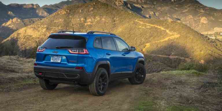 La gamme Jeep Cherokee 2023 réduite alors qu’elle se prépare à mettre fin à la production