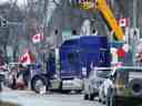 Les partisans du Freedom Convoy à Winnipeg en février 2022. On ne sait pas si la ville verra une réunion de manifestants du convoi en février 2023.